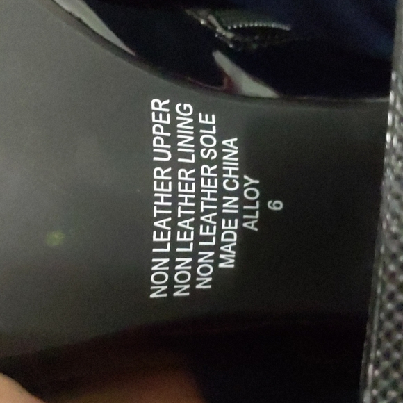 THERAPY | PRINCESS POLLY Alloy Mirror Patent Leather Heel Booties ~ New - Picture 12 of 12